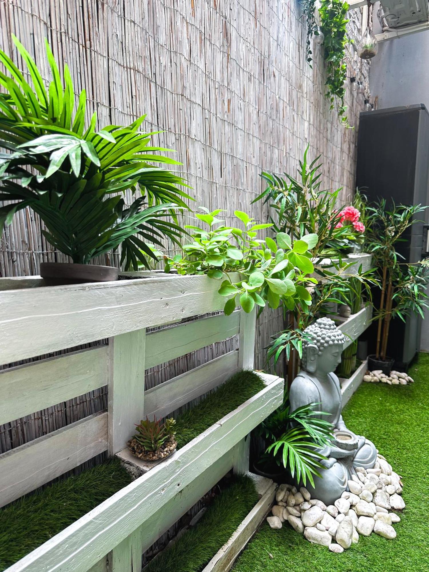 Urban Studio With Private Garden Near Andrassy Budapest Eksteriør bilde